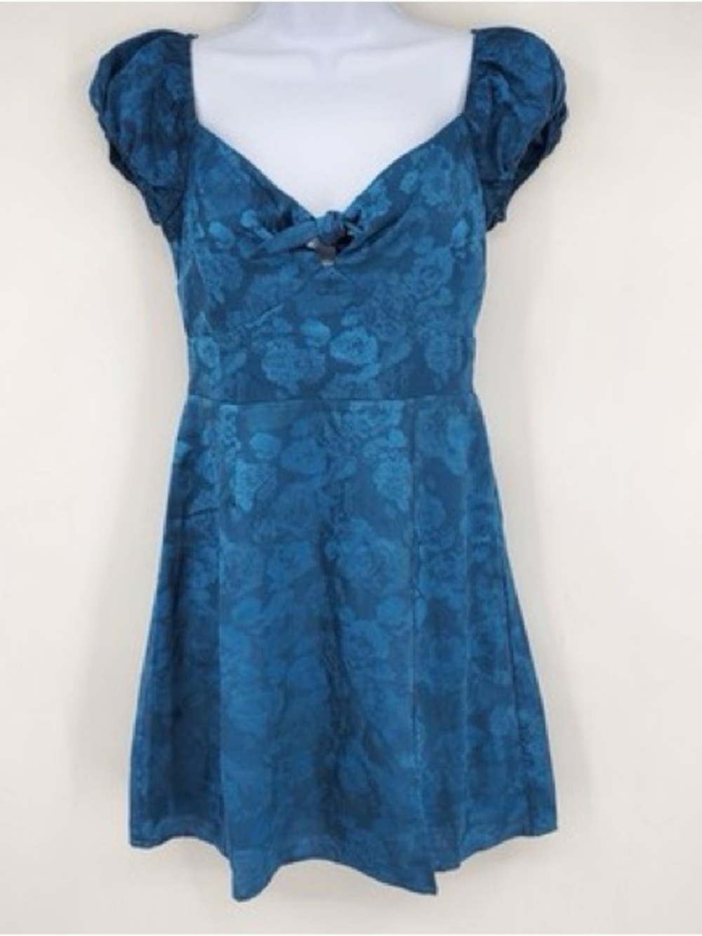 Francesca’s Mi Ami Blue Jacquard Mini Dress